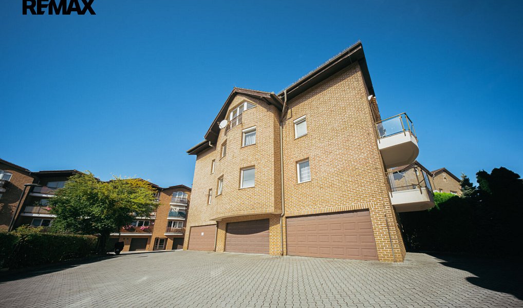 Prodej bytu 3+1 134 m², Dolní Břežany – náhled fotky 2
