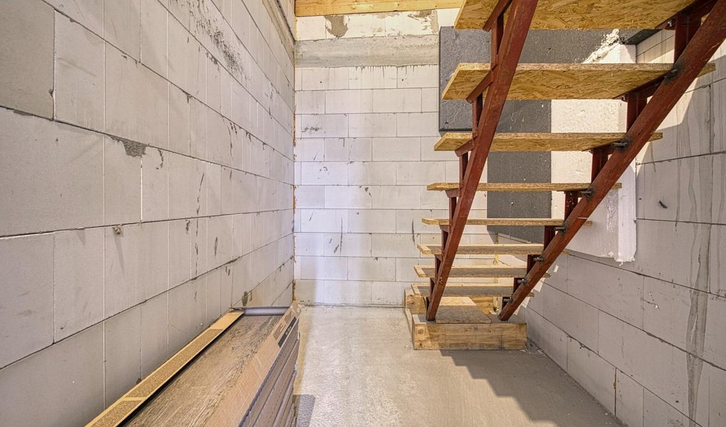 Prodej domu 162 m² s pozemkem 605 m², Hevlín – náhled fotky 18