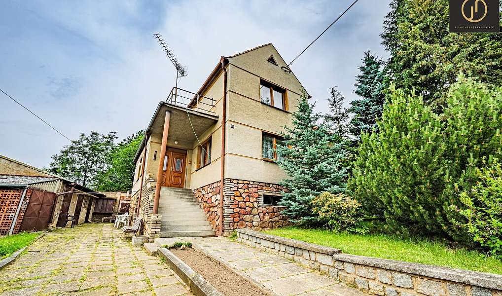 Prodej domu 277 m² s pozemkem 1 132 m², Lhota – náhled fotky 22