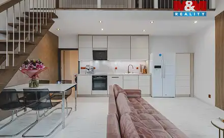 Prodej bytu 4+kk 78 m², Husovo náměstí, Klatovy - Klatovy III