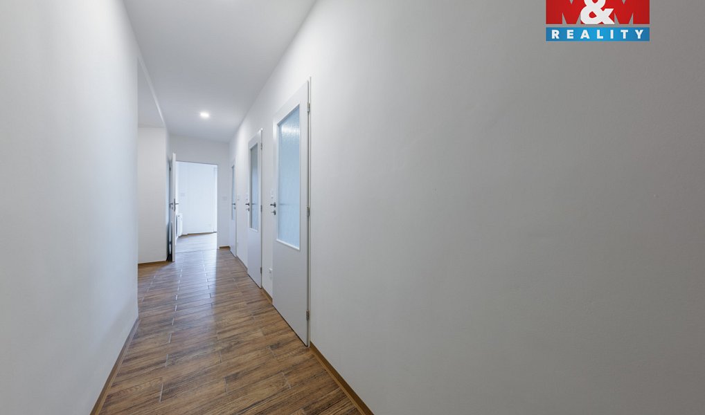 Prodej bytu 3+1 55 m², Nová Ves – náhled fotky 12