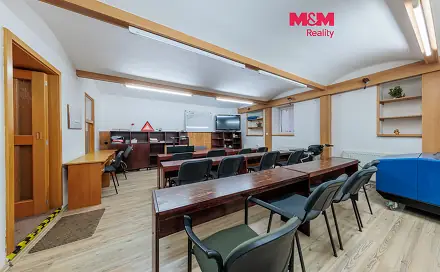 Prodej obchodních prostor 57 m², Karlovy Vary