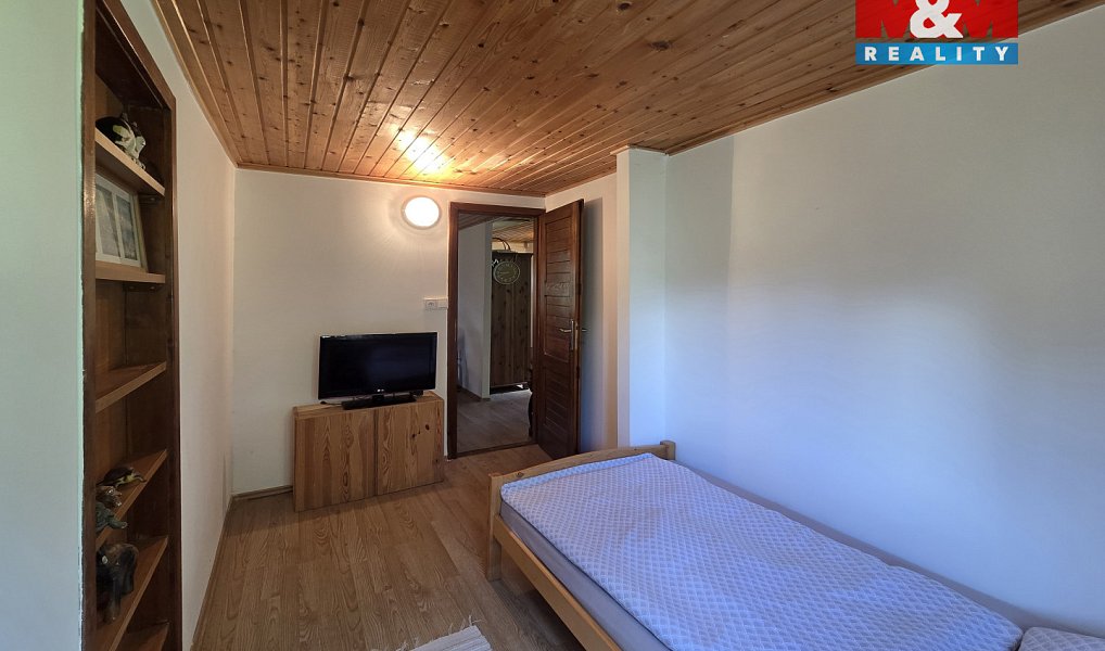 Prodej chaty/chalupy 77 m² s pozemkem 915 m², Líšťany – náhled fotky 16
