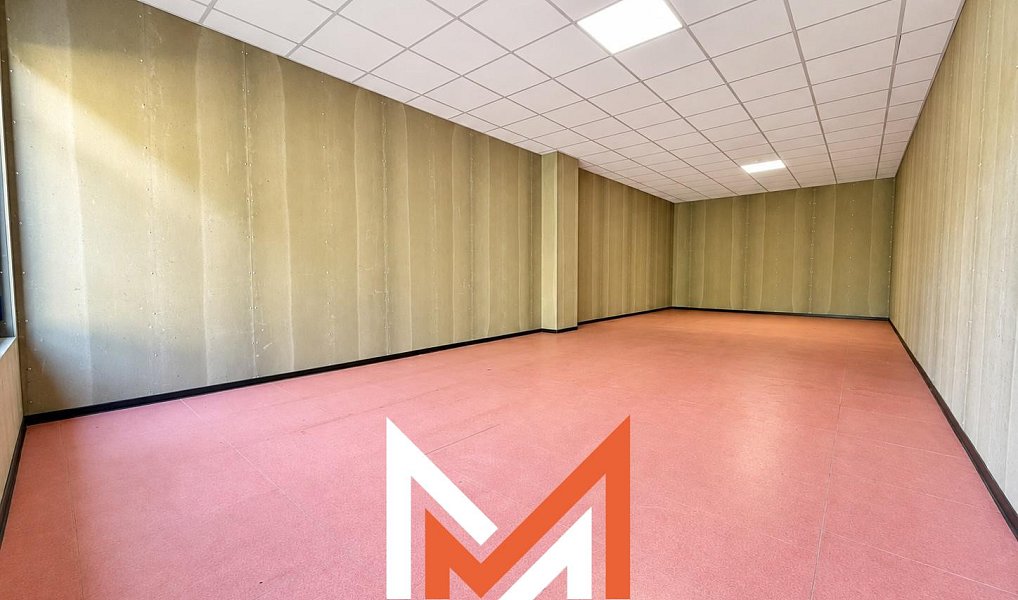Pronájem obchodních prostor 47 m², Hronov – náhled fotky 3
