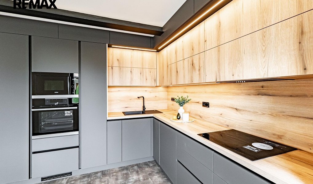 Prodej domu 184 m² s pozemkem 625 m², Jindřichův Hradec – náhled fotky 6