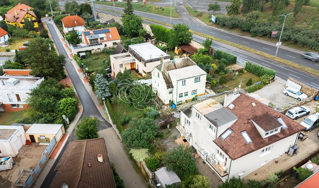 Prodej domu 238 m² s pozemkem 791 m², Praha – náhled fotky 27