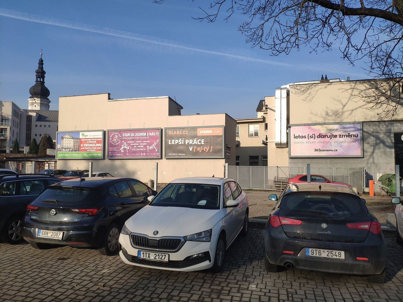 Pronájem reklamní plochy – pohled 2