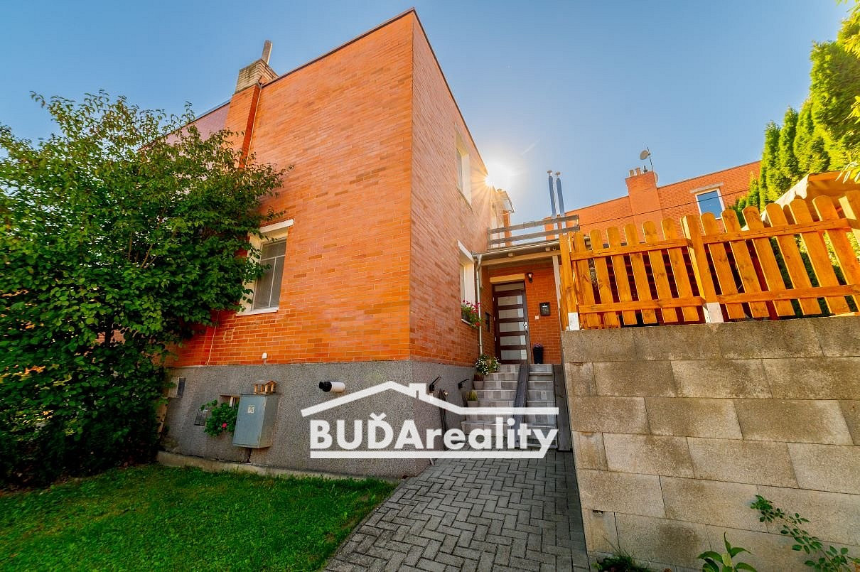 Prodej domu 87 m² s pozemkem 143 m²