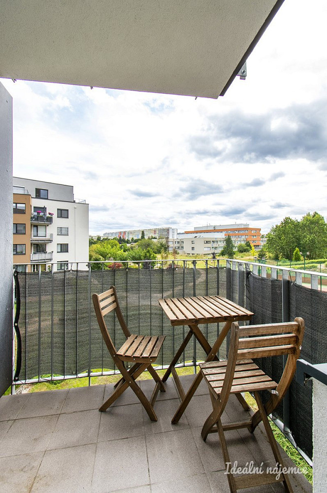Pronájem bytu 1+kk 27 m² – fotografie 5