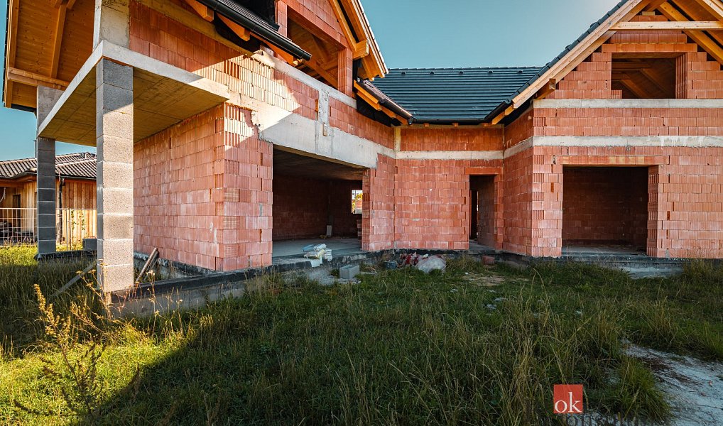 Prodej domu 212 m² s pozemkem 1 759 m², Litohlavy – náhled fotky 7