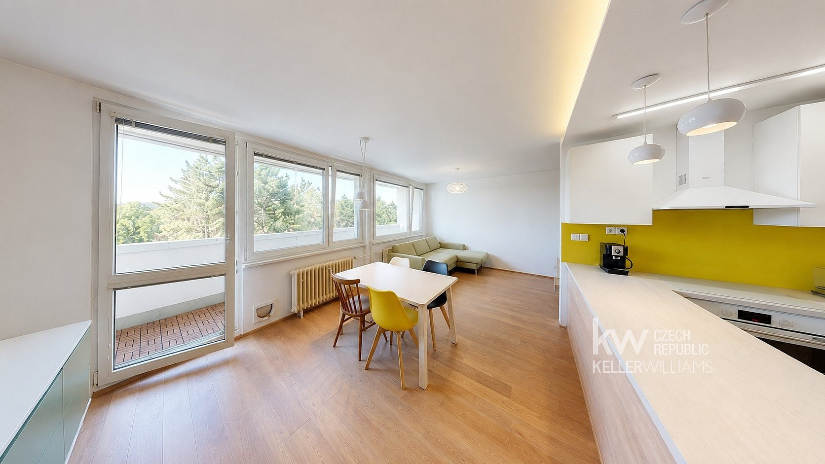 Pronájem bytu 3+kk 68 m² – fotografie 2