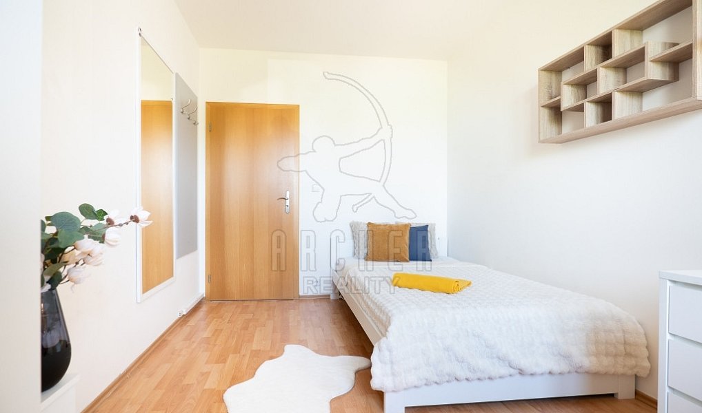 Prodej domu 130 m² s pozemkem 261 m², Jesenice – náhled fotky 22