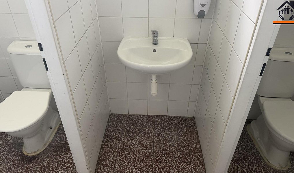 Pronájem komerčního objektu (jiného typu) 74 m², Ostrava – náhled fotky 4