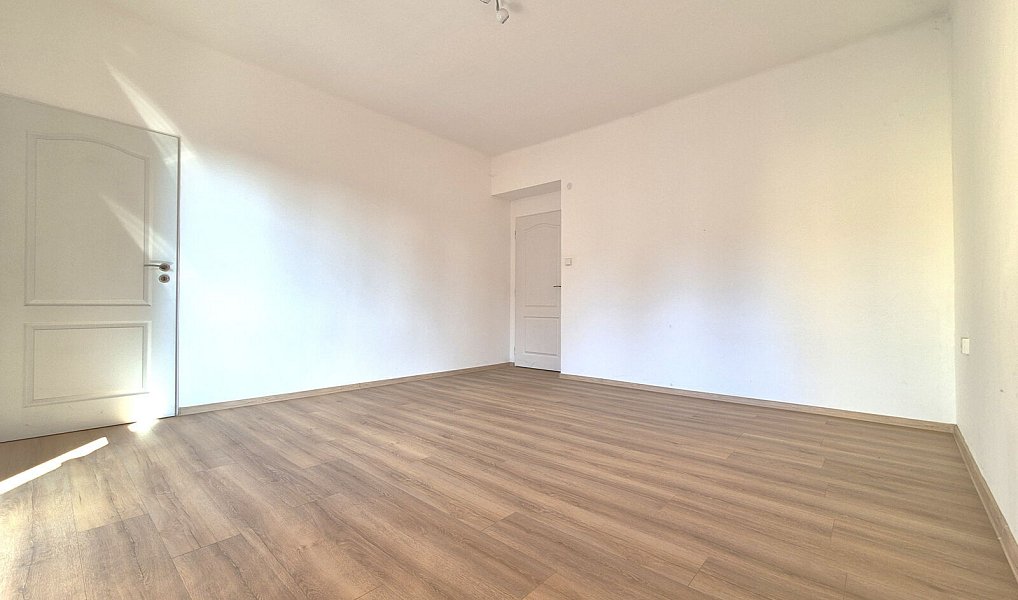 Pronájem bytu 3+1 92 m², Domoušice – náhled fotky 6