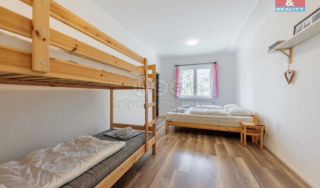 Prodej domu 293 m² s pozemkem 853 m², Vejprty – náhled fotky 12