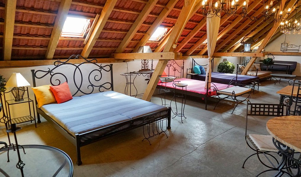 Prodej skladovacích prostor 3 501 m², Vršovice – náhled fotky 8