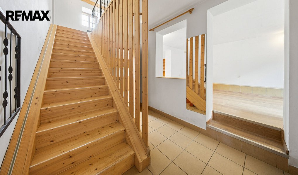 Prodej domu 556 m² s pozemkem 3 366 m², Cvikov – náhled fotky 54