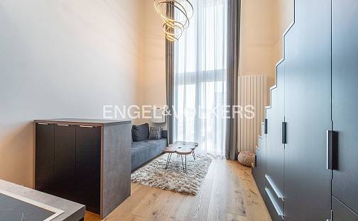 Pronájem bytu 2+kk 37 m², Novovysočanská, Praha 9 - Libeň