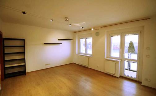 Pronájem bytu 4+1 83 m², Na Homoli, Praha 4 - Komořany