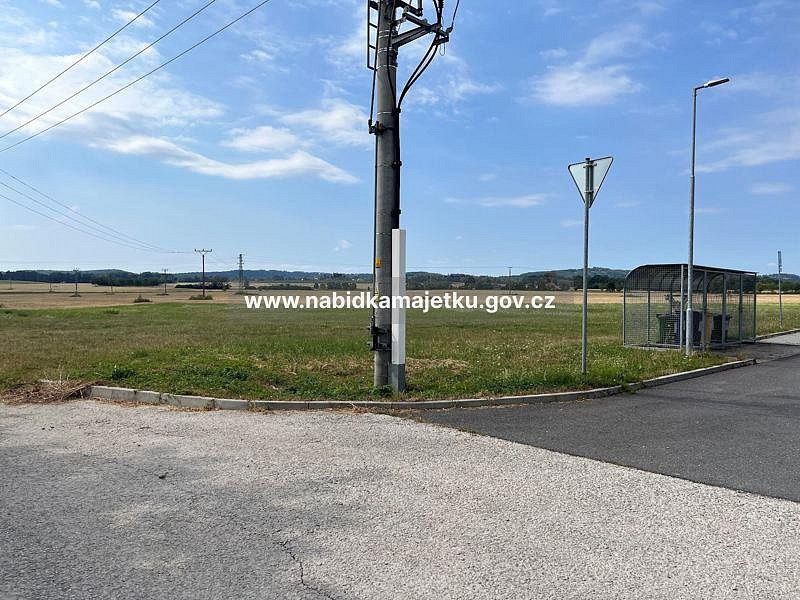 Prodej stavebního pozemku 381 m² – fotografie 2