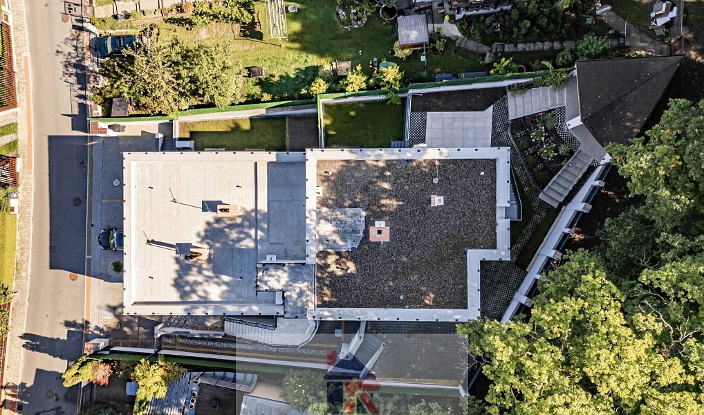Prodej domu 770 m² s pozemkem 659 m², Praha – náhled fotky 50