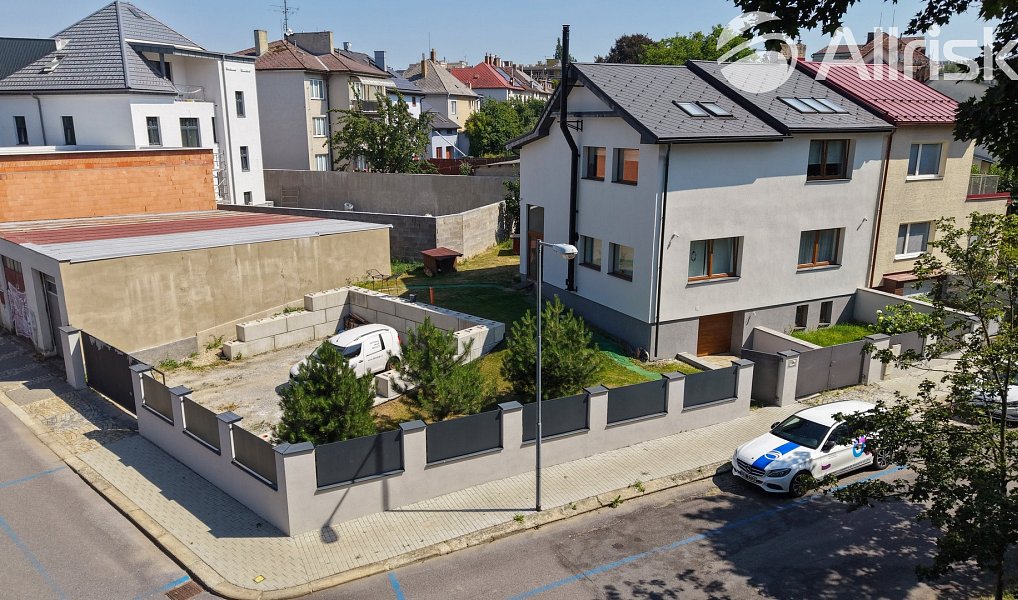 Prodej domu 417 m² s pozemkem 526 m², Jihlava – náhled fotky 2