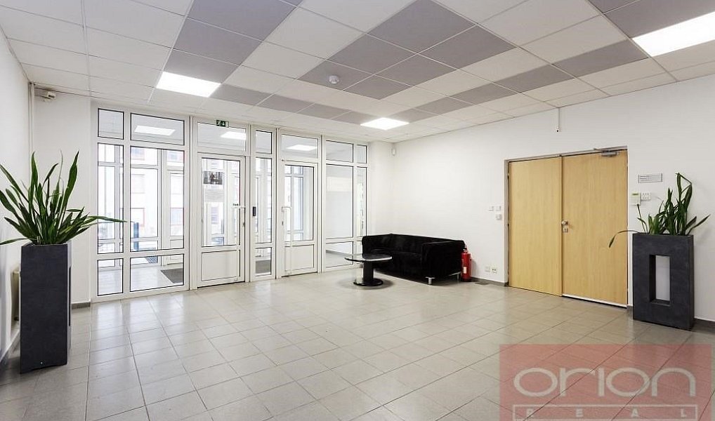 Pronájem kanceláře 38 m², Praha – náhled fotky 3