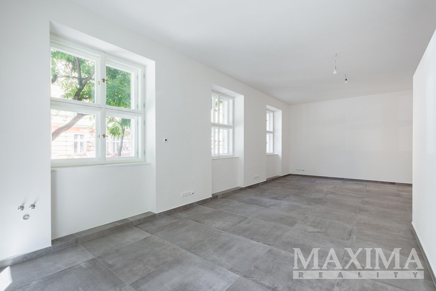 Prodej obchodních prostor 53 m² – fotografie 5