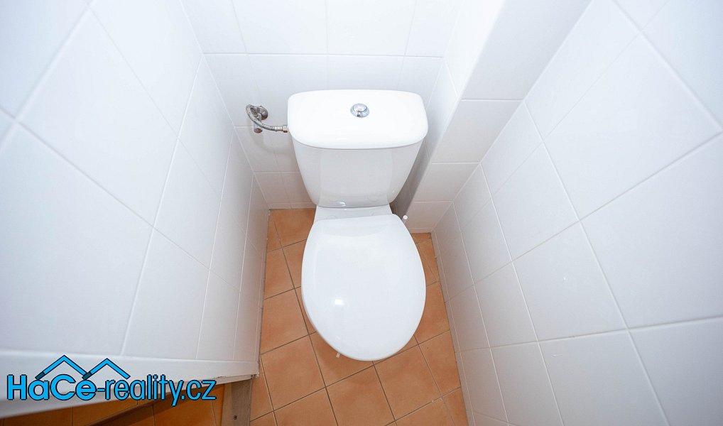 Pronájem bytu 2+kk 70 m², Hradec Králové – náhled fotky 9