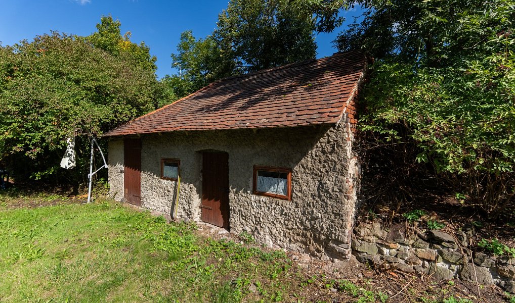 Prodej domu 120 m² s pozemkem 877 m², Lužice – náhled fotky 19