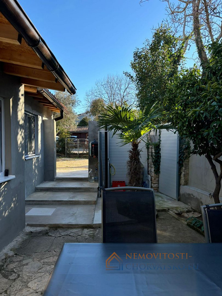 Prodej domu 84 m² s pozemkem 272 m² - Widok 3