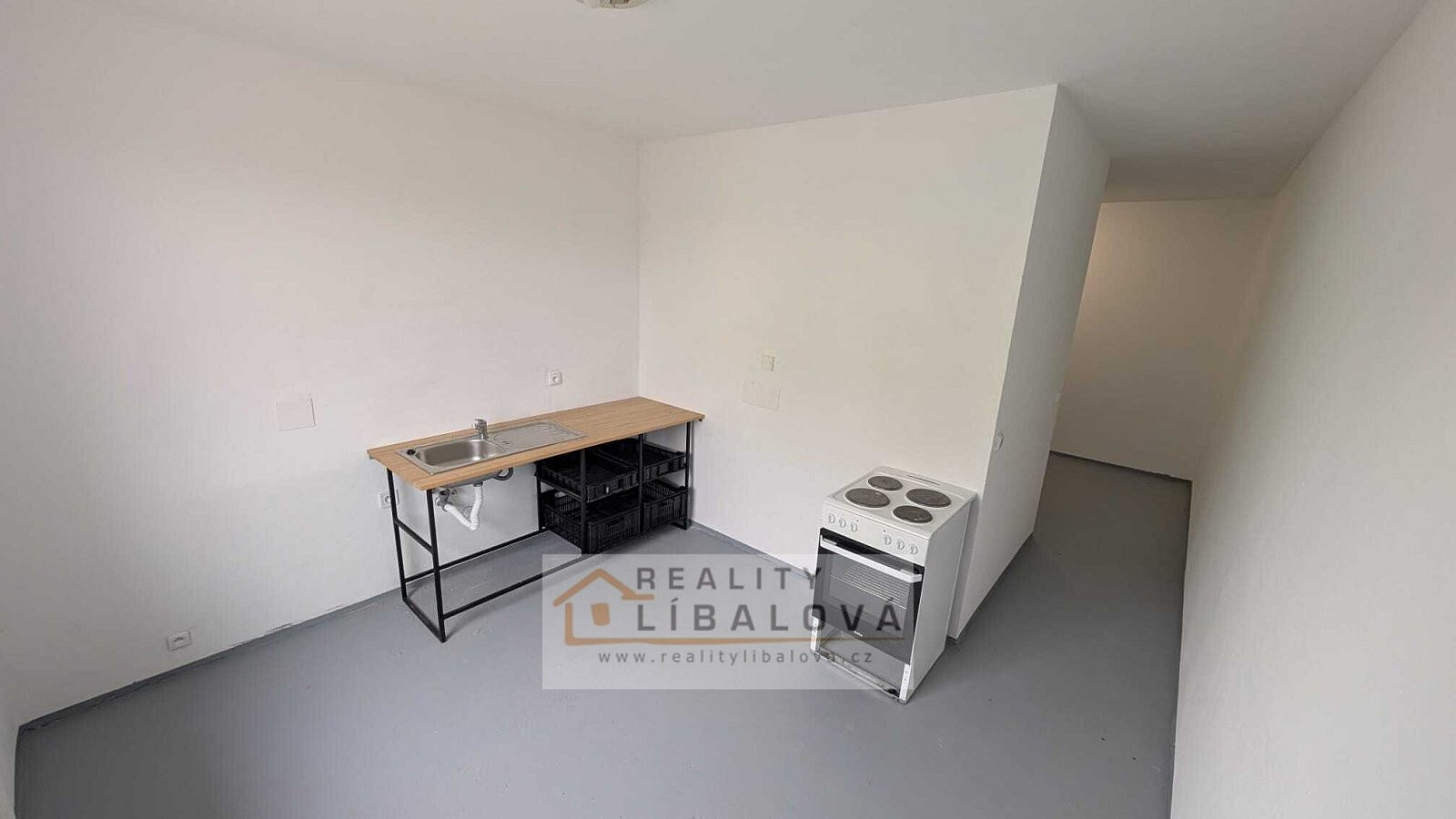 Pronájem bytu 2+1 80 m² – fotografie 4