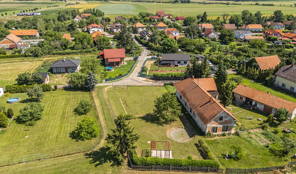 Prodej stavebního pozemku 1 064 m², Dolní Ředice – náhled fotky 12
