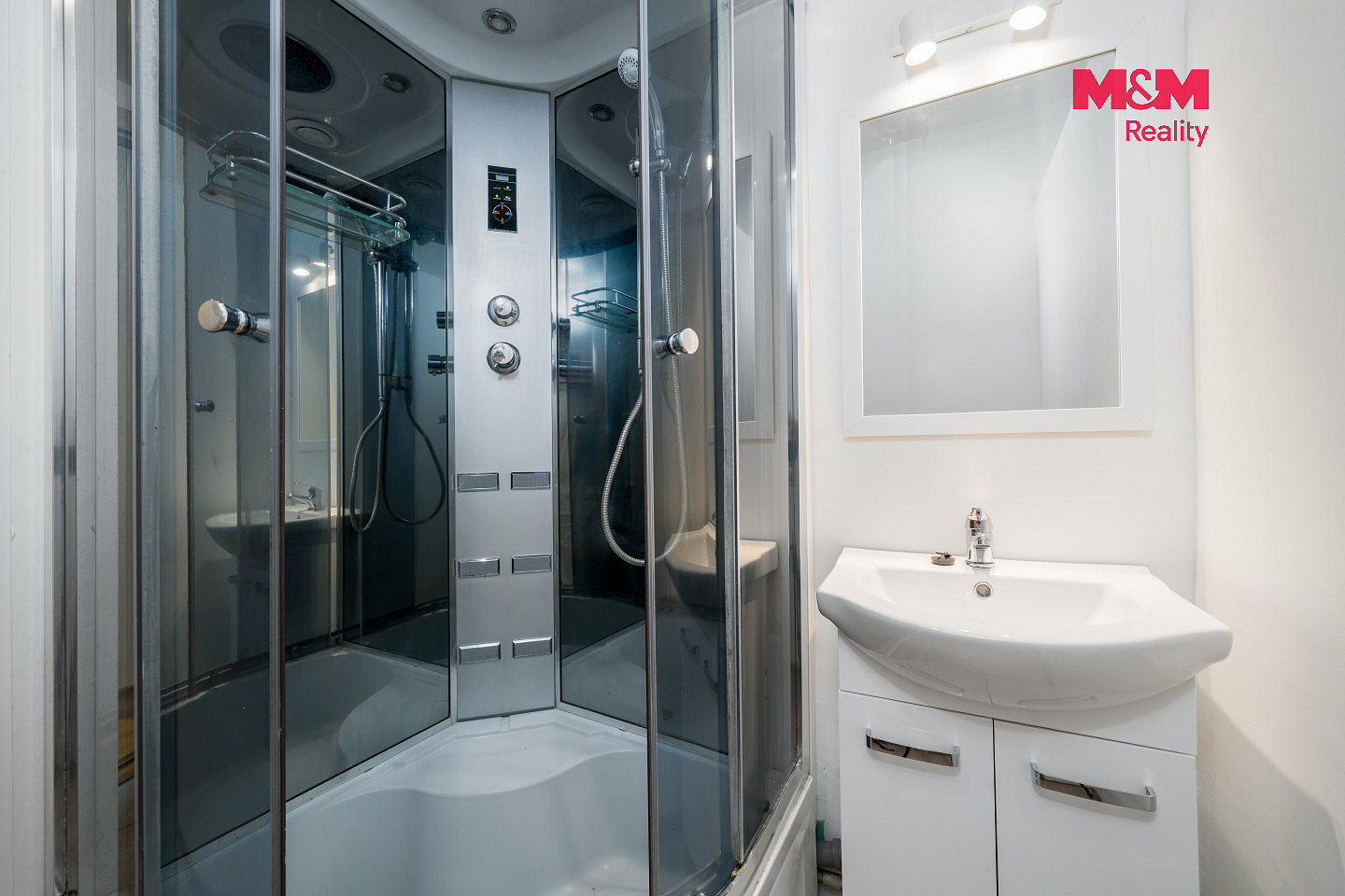 Prodej bytu 2+1 57 m² — photo 4
