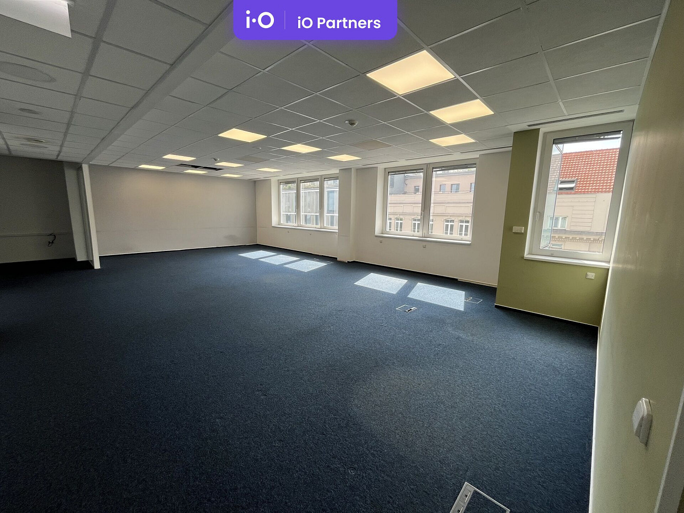 Pronájem kanceláře 360 m² – fotografie 5