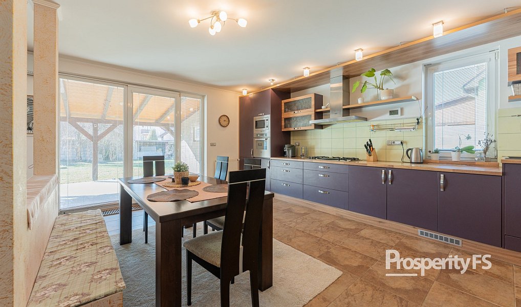 Prodej domu 169 m² s pozemkem 1 152 m², Lutopecny – náhled fotky 6
