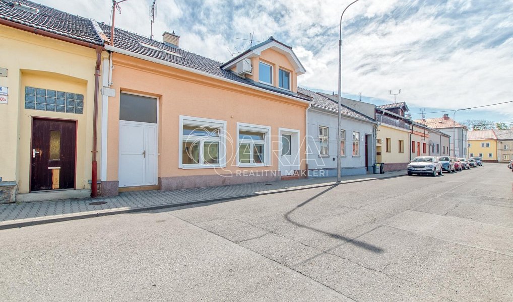 Prodej domu 150 m² s pozemkem 293 m², Nový Jičín – náhled fotky 9