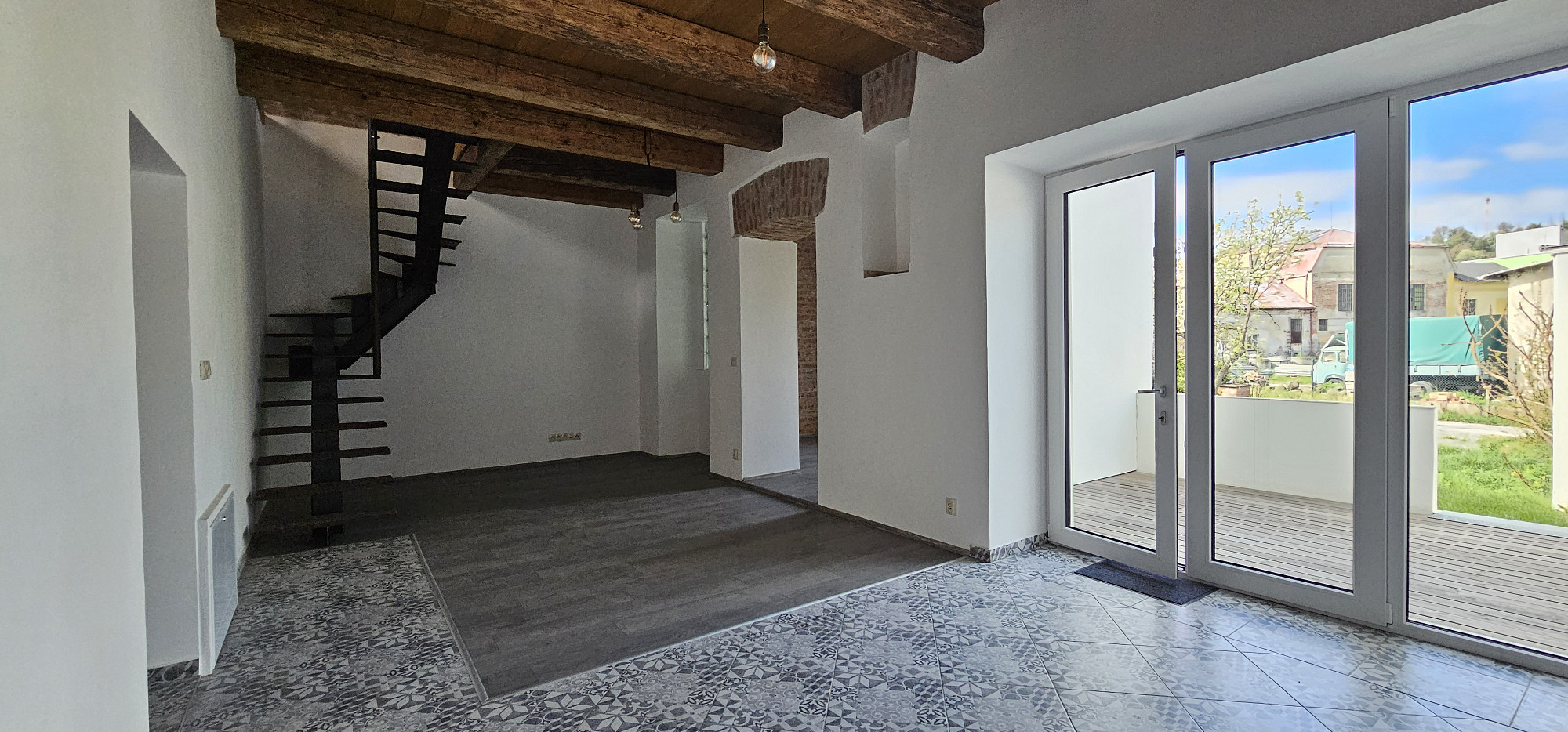 Pronájem bytu 3+kk 163 m²