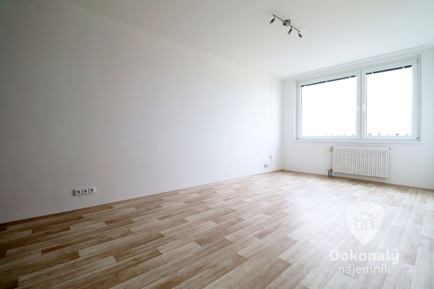 Pronájem bytu 2+kk 44 m² – pohled 3