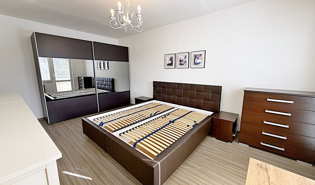 Pronájem bytu 2+1 64 m², Chrudim – náhled fotky 8