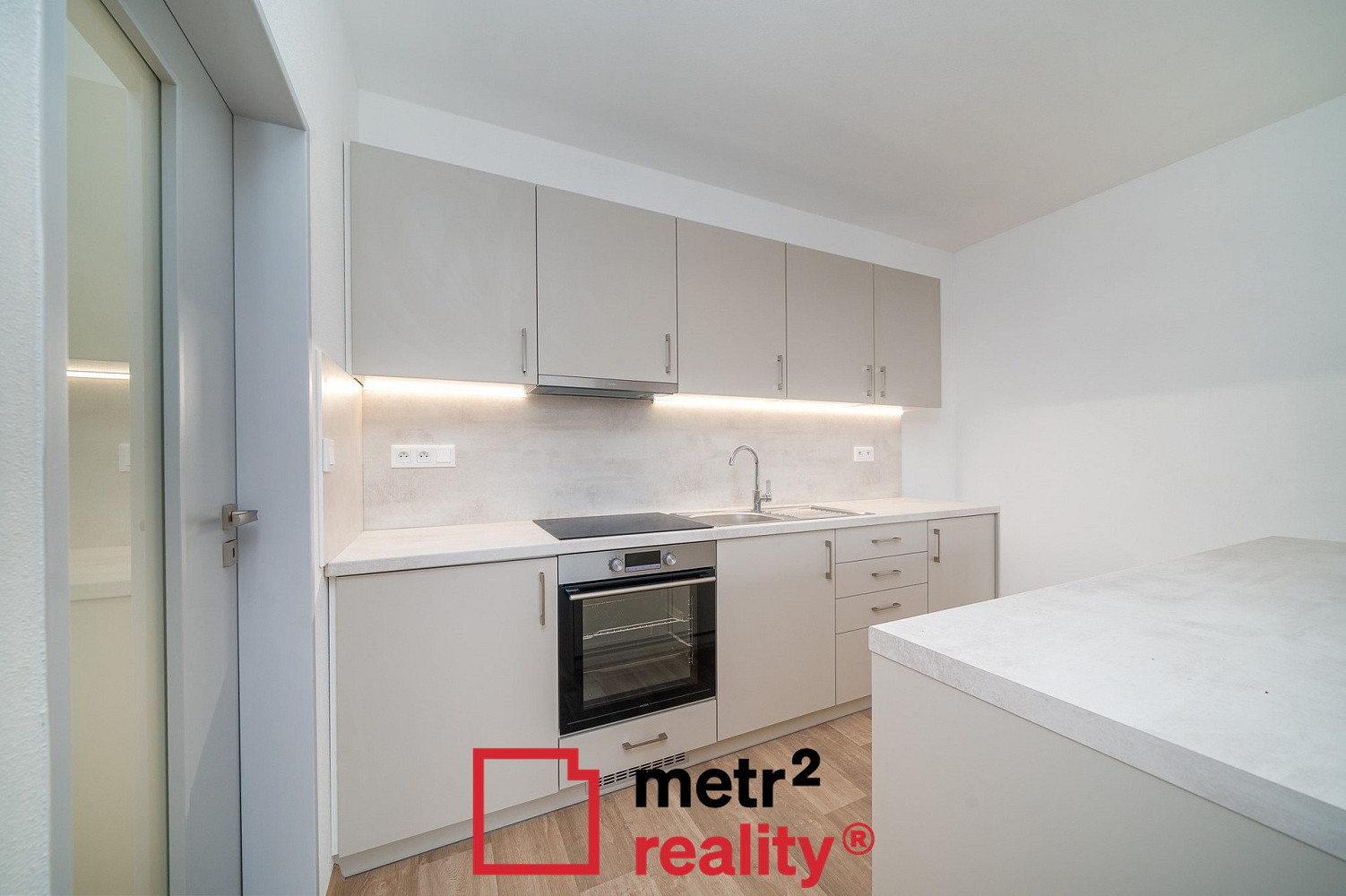 Pronájem bytu 2+kk 63 m² - More
