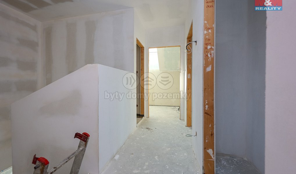 Prodej domu 160 m² s pozemkem 1 147 m², Bedihošť – náhled fotky 23