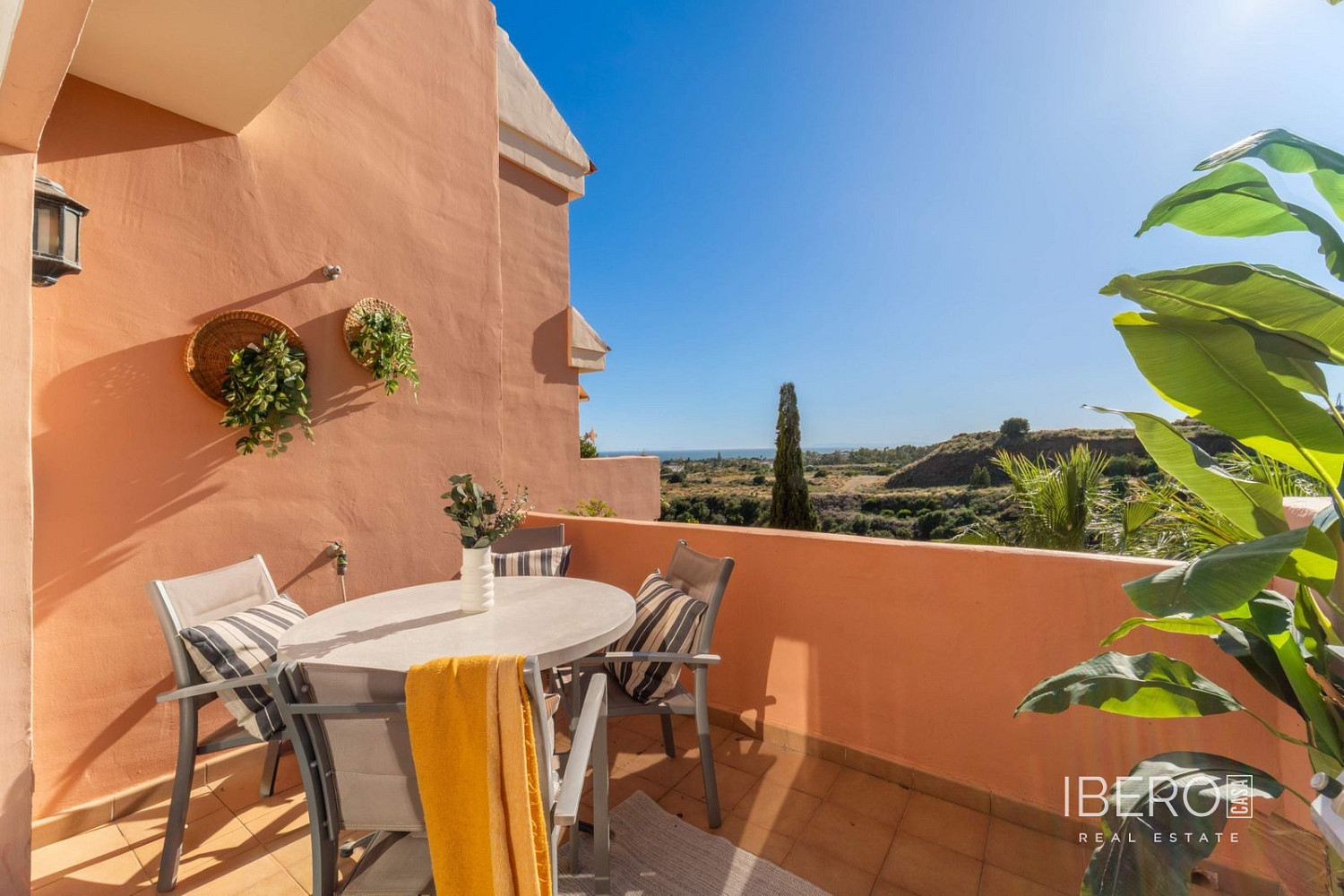 Piso 3+kk – Mijas, Riviera del Sol - Fase VIII, Urbanización Sitio de Calahonda - Vista 3