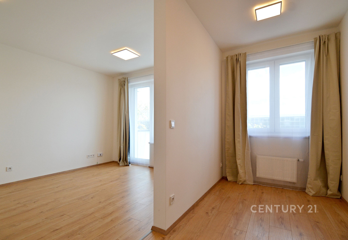 Pronájem bytu 1+kk 35 m² – fotografie 4