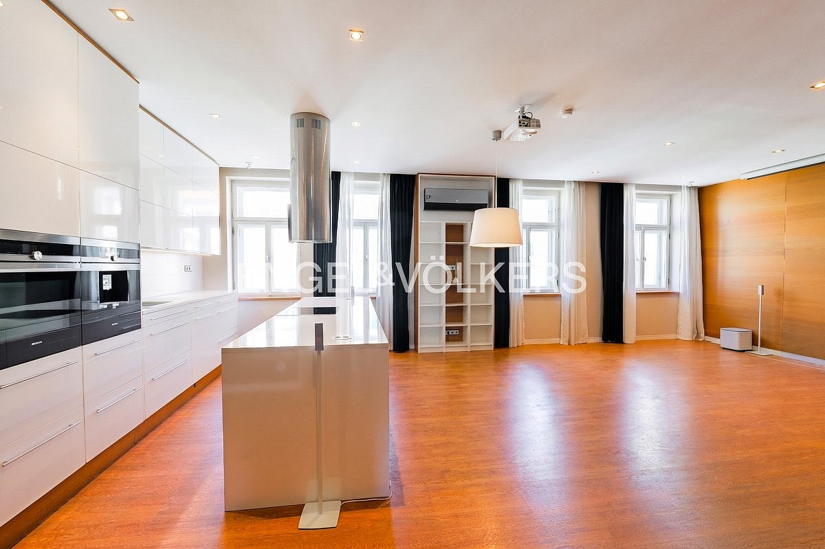 Pronájem bytu 3+kk 86 m² — photo 2