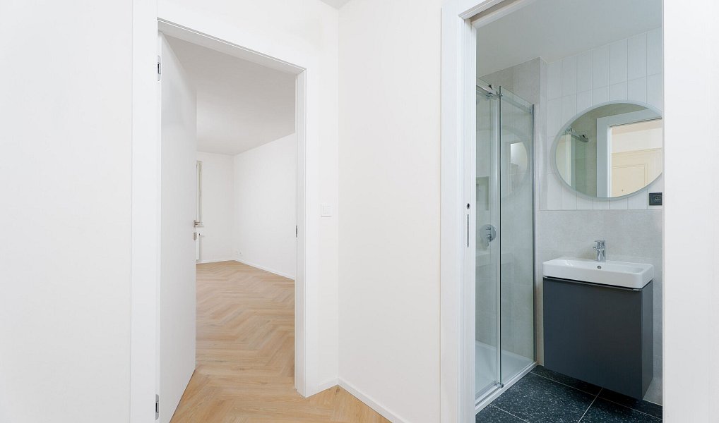 Prodej bytu 1+kk 25 m², Praha – náhled fotky 7