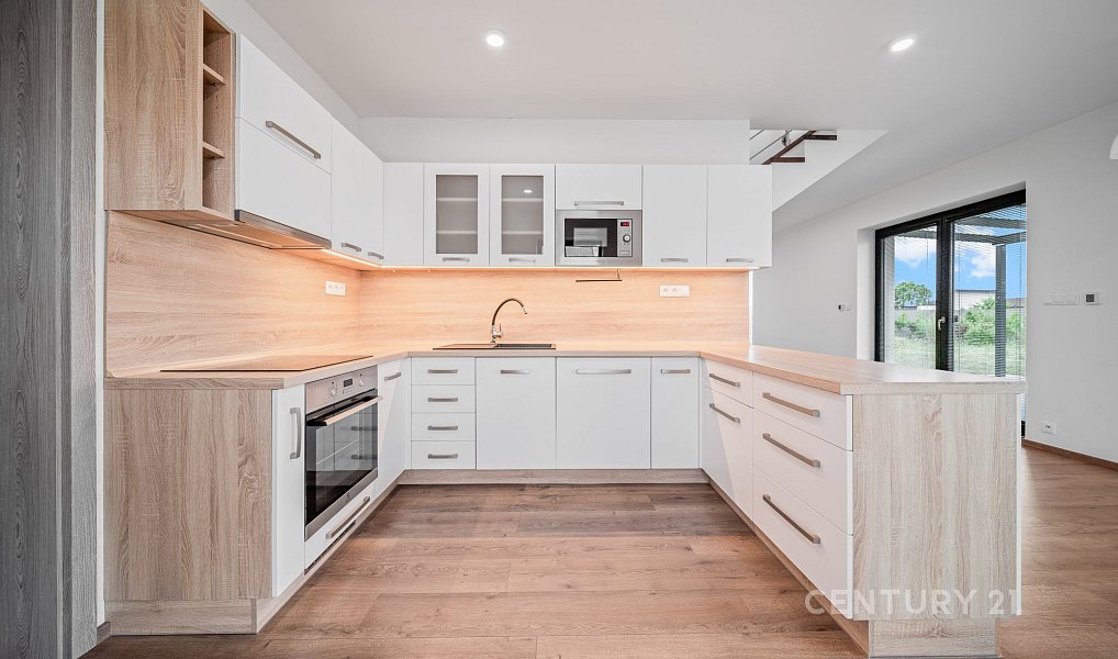 Prodej domu 131 m² s pozemkem 1 240 m², Mladá Boleslav – náhled fotky 4