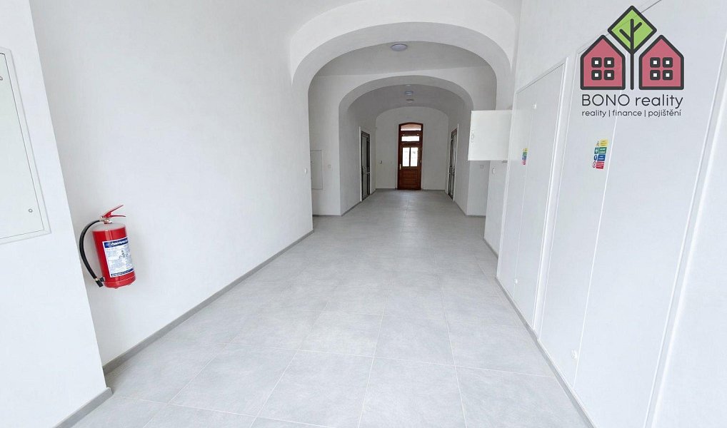 Pronájem obchodních prostor 140 m², Litoměřice – náhled fotky 24