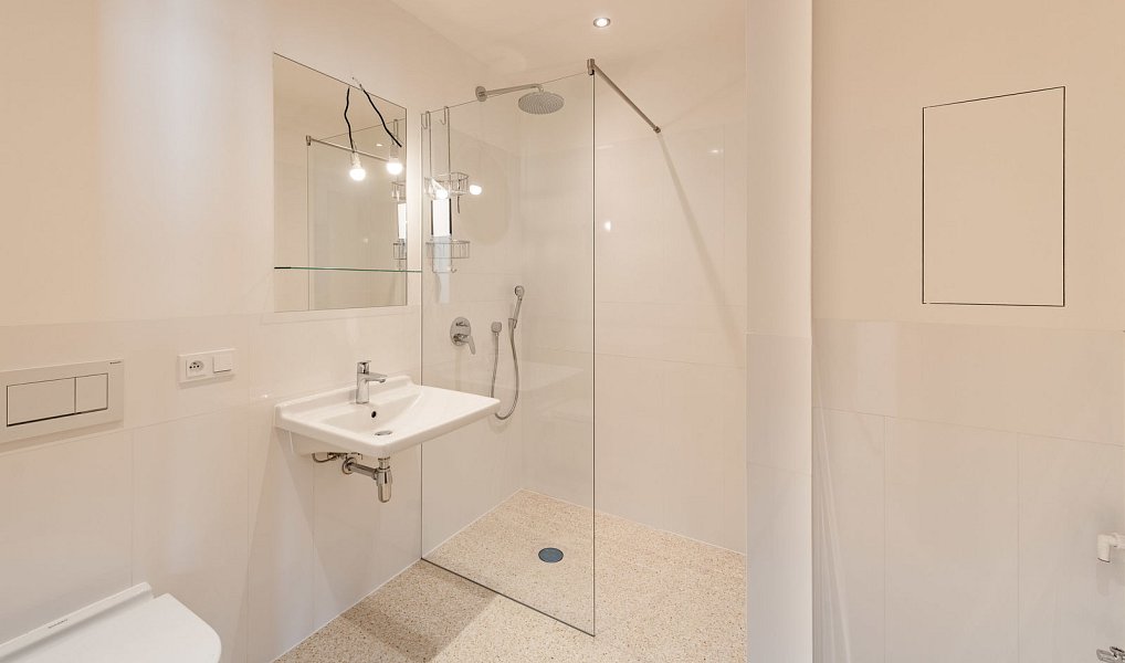 Pronájem bytu 2+kk 99 m², Praha – náhled fotky 6