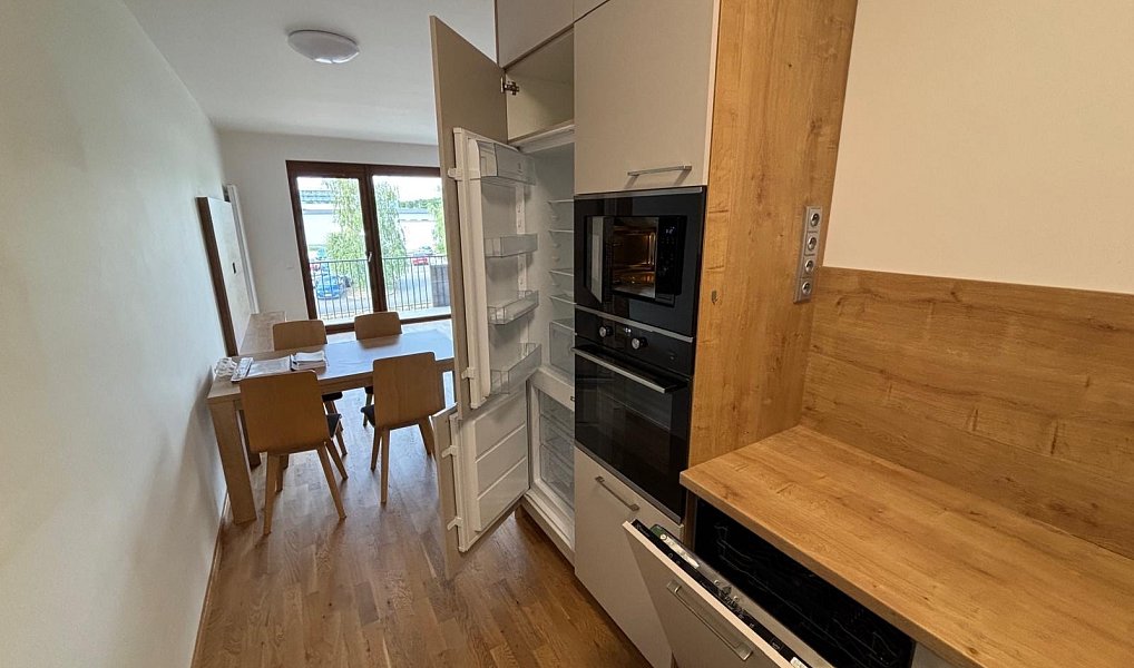 Prodej bytu 2+kk 72 m², Třeboň – náhled fotky 12